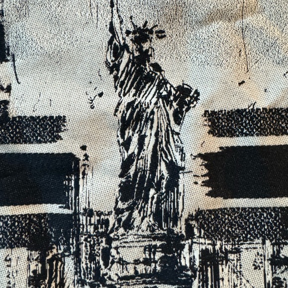 NEW Christian Dior Rare NYC Paris VIP Exclusive Tote Fall 2024 - Picture 11 of 11